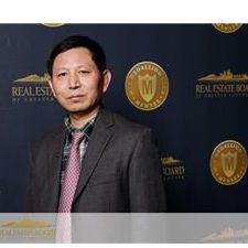 realtor photo